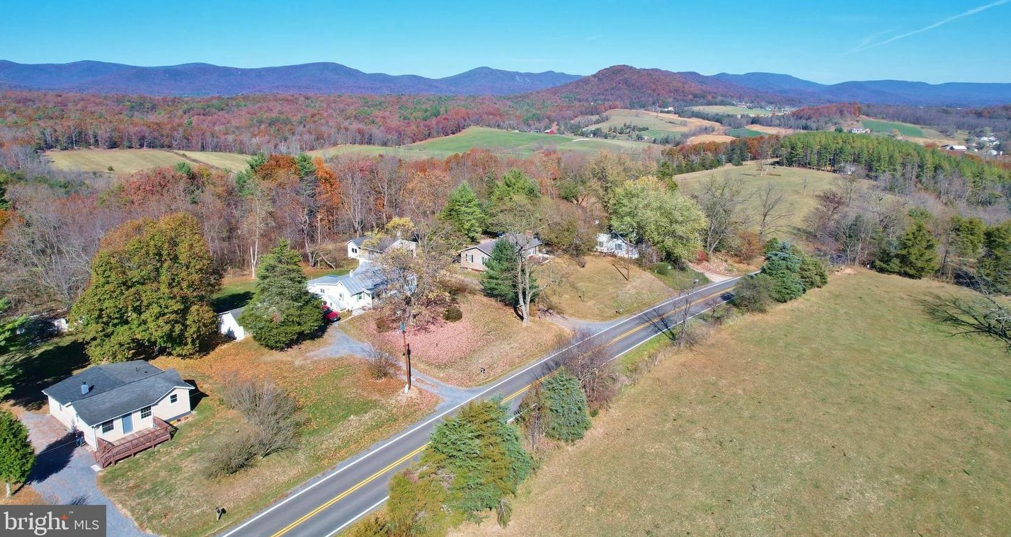 14799 Senedo Rd, Edinburg, VA 22824