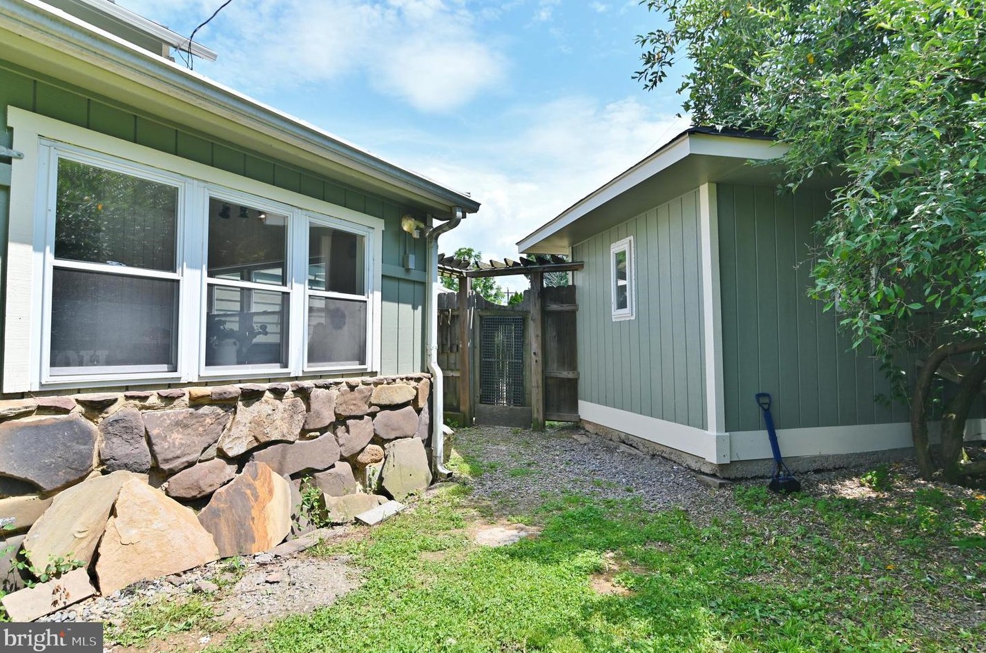 3110 Orkney Grade, Mount Jackson VA  22842-3320 exterior