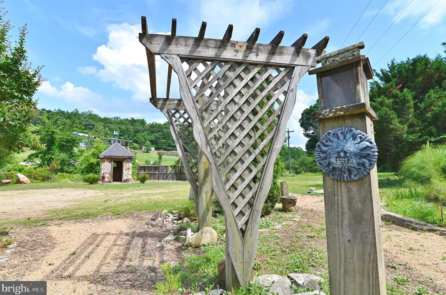 3110 Orkney Grade, Mount Jackson VA  22842-3320 exterior