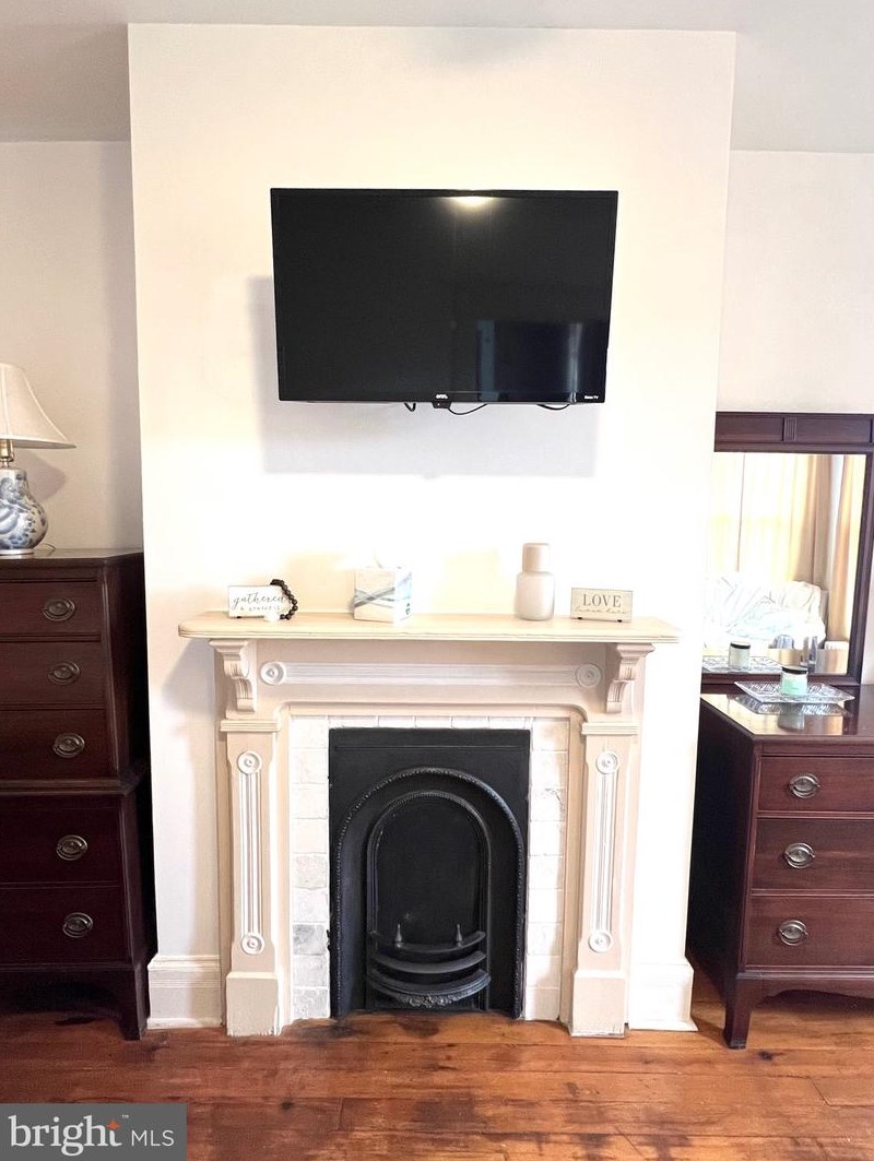 102 High St, Edinburg VA  22824-3084 exterior