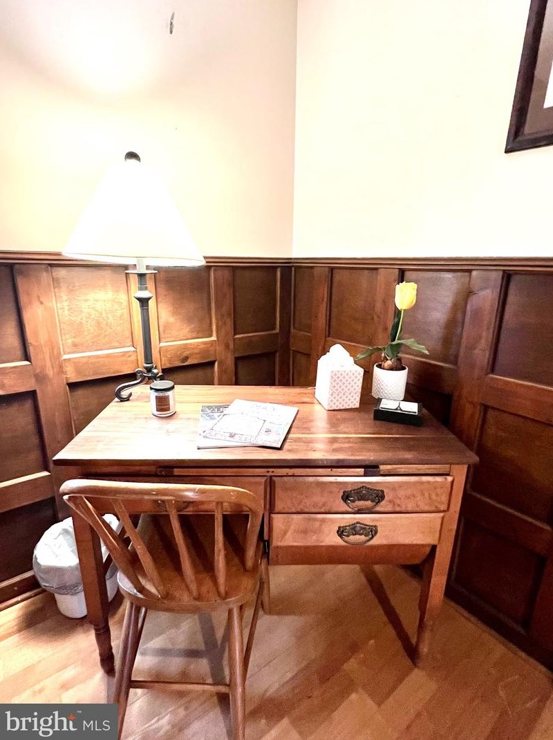 102 High St, Edinburg VA  22824-3084 exterior