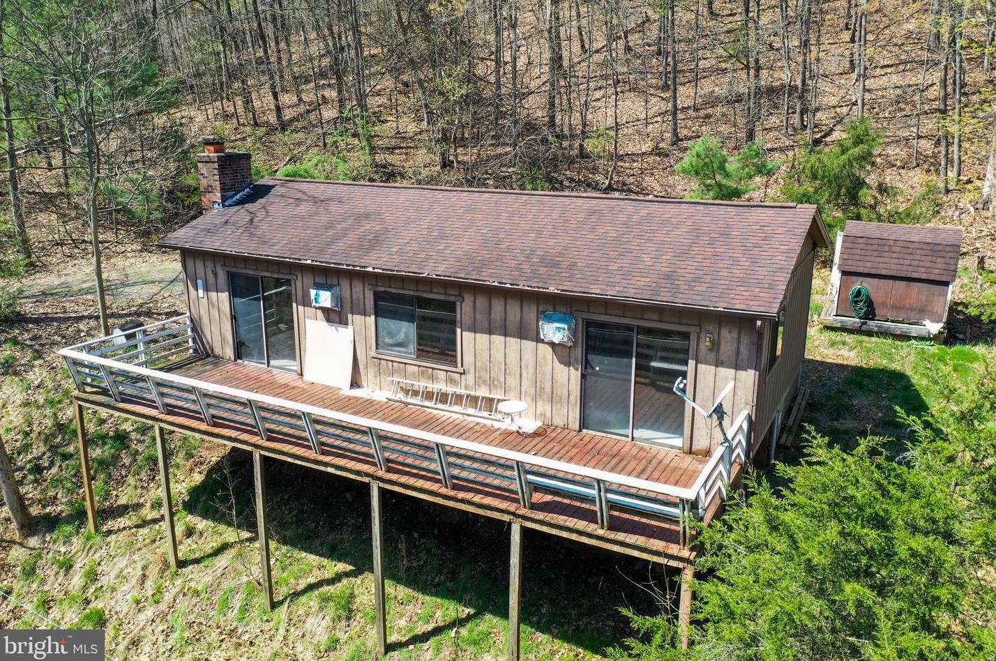 38 Judd Ln, Mount Jackson VA 22842-3470 exterior