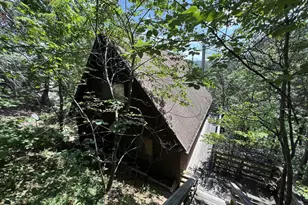 198 Hood's Point Rd, Basye, VA 22810 - Photo 1