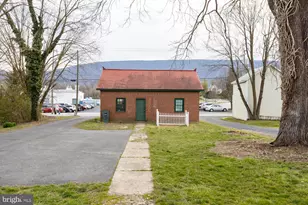 9400 Congress Street S, New Market, VA 22844 - Photo 39