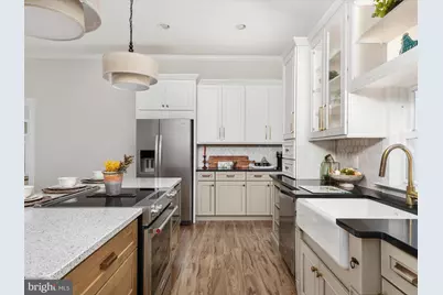 176 S. Virginia Street, Strasburg, VA 22641 - Photo 5