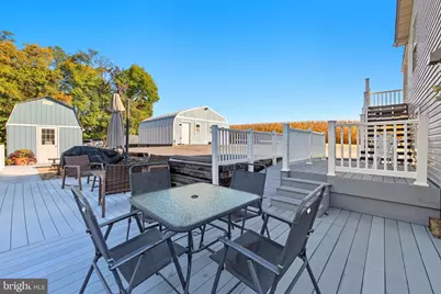 758 Honeysuckle Avenue, Woodstock, VA 22664 - Photo 17