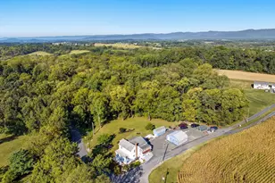 758 Honeysuckle Ave, Woodstock, VA 22664 - Photo 25