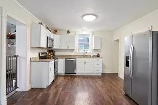 3341 Hillcrest Dr, Toms Brook, VA 22660 - Photo 5