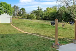 3341 Hillcrest Dr, Toms Brook, VA 22660 - Photo 35