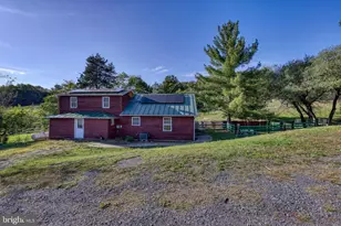 100 Wolfs Ln, Fort Valley, VA 22652 - Photo 5