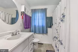 100 Wolfs Ln, Fort Valley, VA 22652 - Photo 15