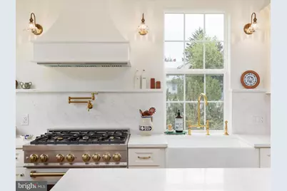 239 N Church Street, Woodstock, VA 22664 - Photo 5