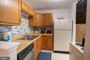 547 King St, Basye, VA 22810 - Photo 11