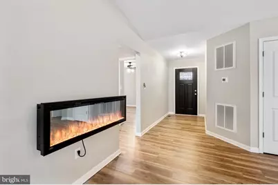 420 Roland, Woodstock, VA 22664 - Photo 3