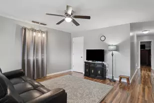 412 Massanutten Heights, Woodstock, VA 22664 - Photo 5