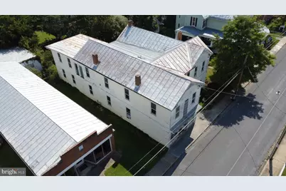 208 Piccadilly Street, Edinburg, VA 22824 - Photo 3