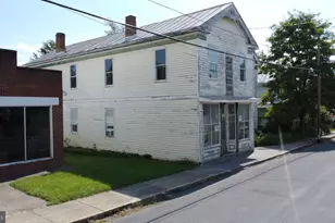 208 Piccadilly St, Edinburg, VA 22824 - Photo 17