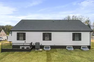 602 W Spring St, Woodstock, VA 22664 - Photo 41