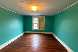 110 N Main St, Edinburg, VA 22824 - Photo 23