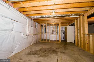 446 Summit N, Woodstock, VA 22664 - Photo 25