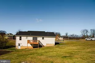 446 Summit N, Woodstock, VA 22664 - Photo 27