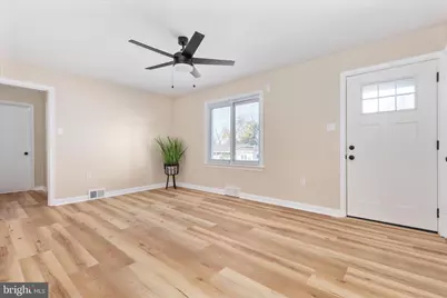 376 Stonewall Street, Strasburg, VA 22657 - Photo 7