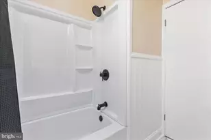 376 Stonewall St, Strasburg, VA 22657 - Photo 11