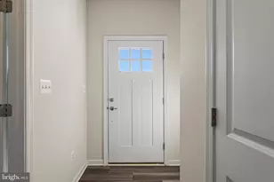 77 Signal Knob Cottage Dr, Strasburg, VA 22657 - Photo 3