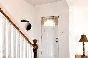 484 E Queen St, Strasburg, VA 22657 - Photo 3