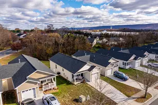 558 Great Oak Ct, Woodstock, VA 22664 - Photo 3