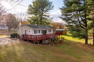 460 Massanutten Dr, Edinburg, VA 22824 - Photo 5