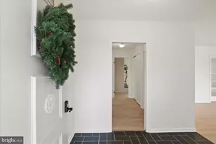 717 W Locust St, Woodstock, VA 22664 - Photo 3