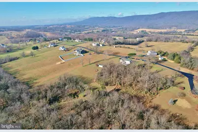 522 Manor Hill Drive, Toms Brook, VA 22660 - Photo 9