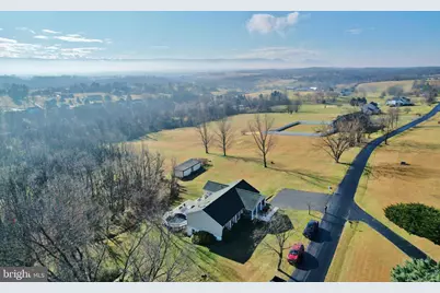 522 Manor Hill Drive, Toms Brook, VA 22660 - Photo 7