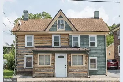 131 S Massanuten Street, Strasburg, VA 22657 - Photo 1