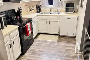 291 Borum St, Strasburg, VA 22657 - Photo 3