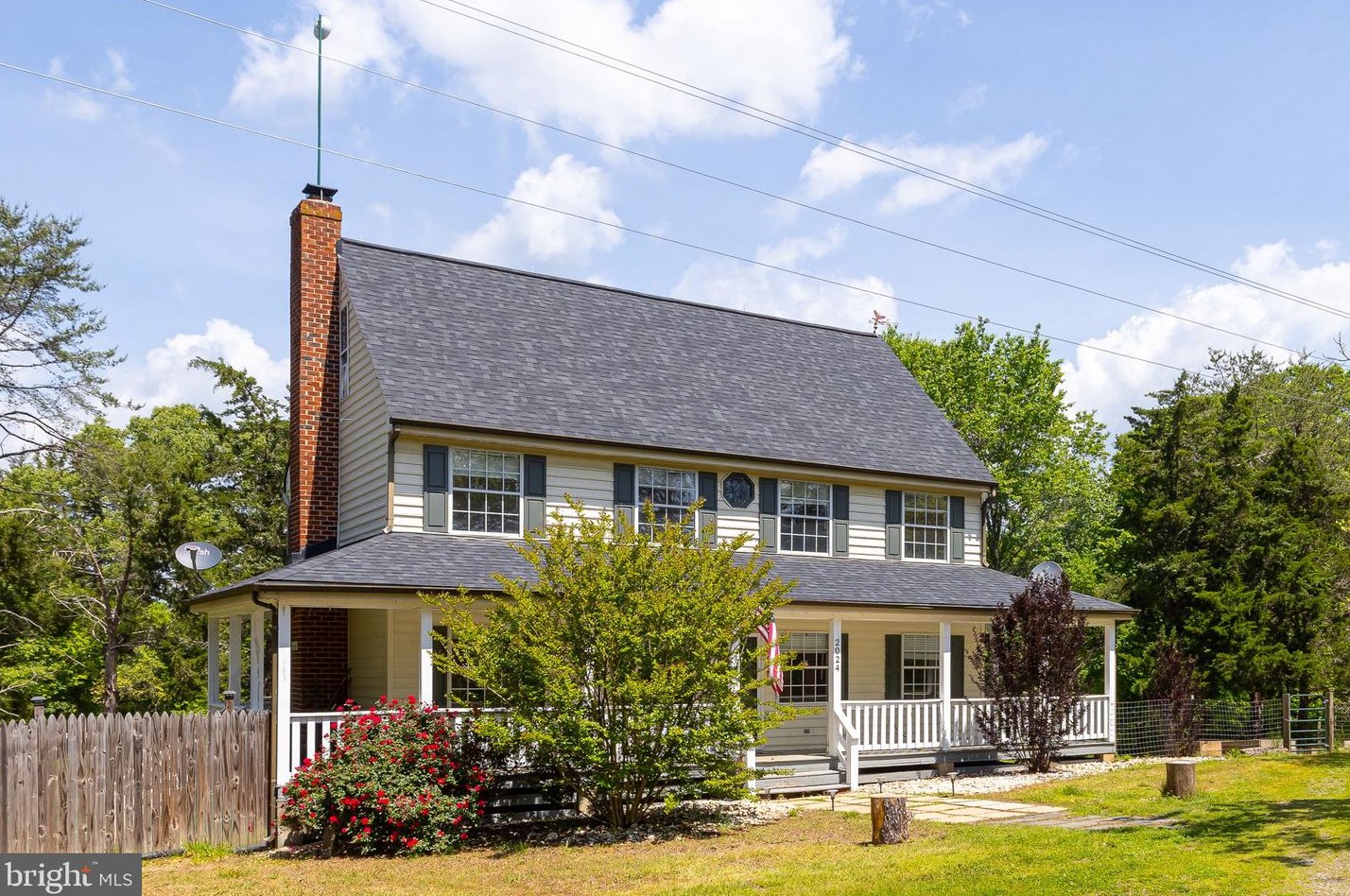 2024 Mount Olive Rd, Beaverdam VA  23015-9519 exterior