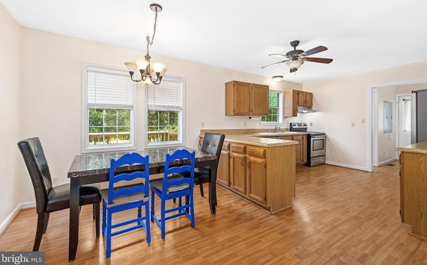 2024 Mount Olive Rd, Beaverdam VA  23015-9519 exterior