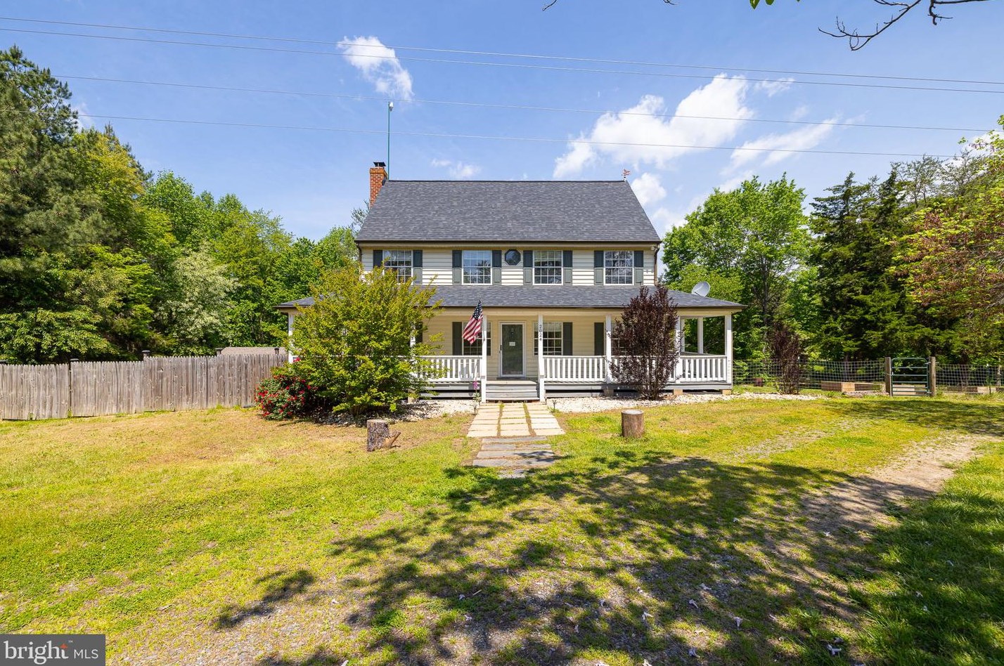 2024 Mount Olive Rd, Beaverdam VA  23015-9519 exterior