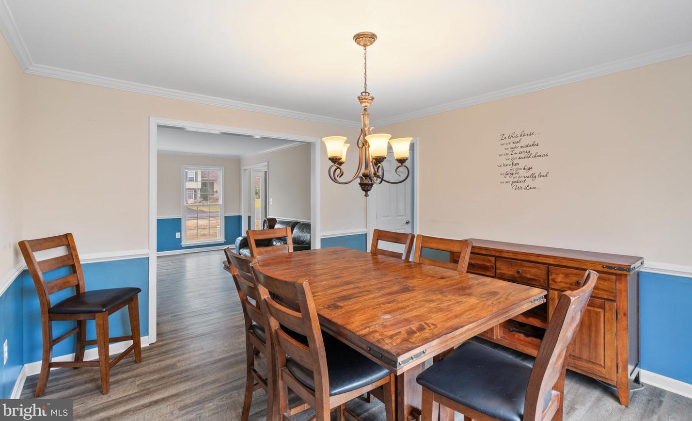 11912 Kingswood Blvd, Fredericksburg VA  22408-1873 exterior