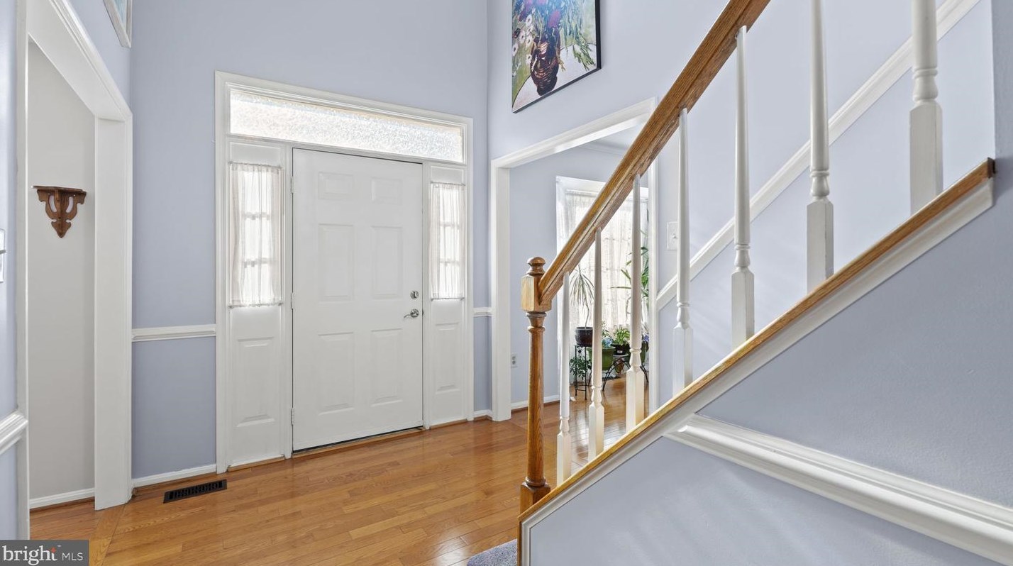 5904 Cambridge Dr, Fredericksburg VA  22407-1270 exterior