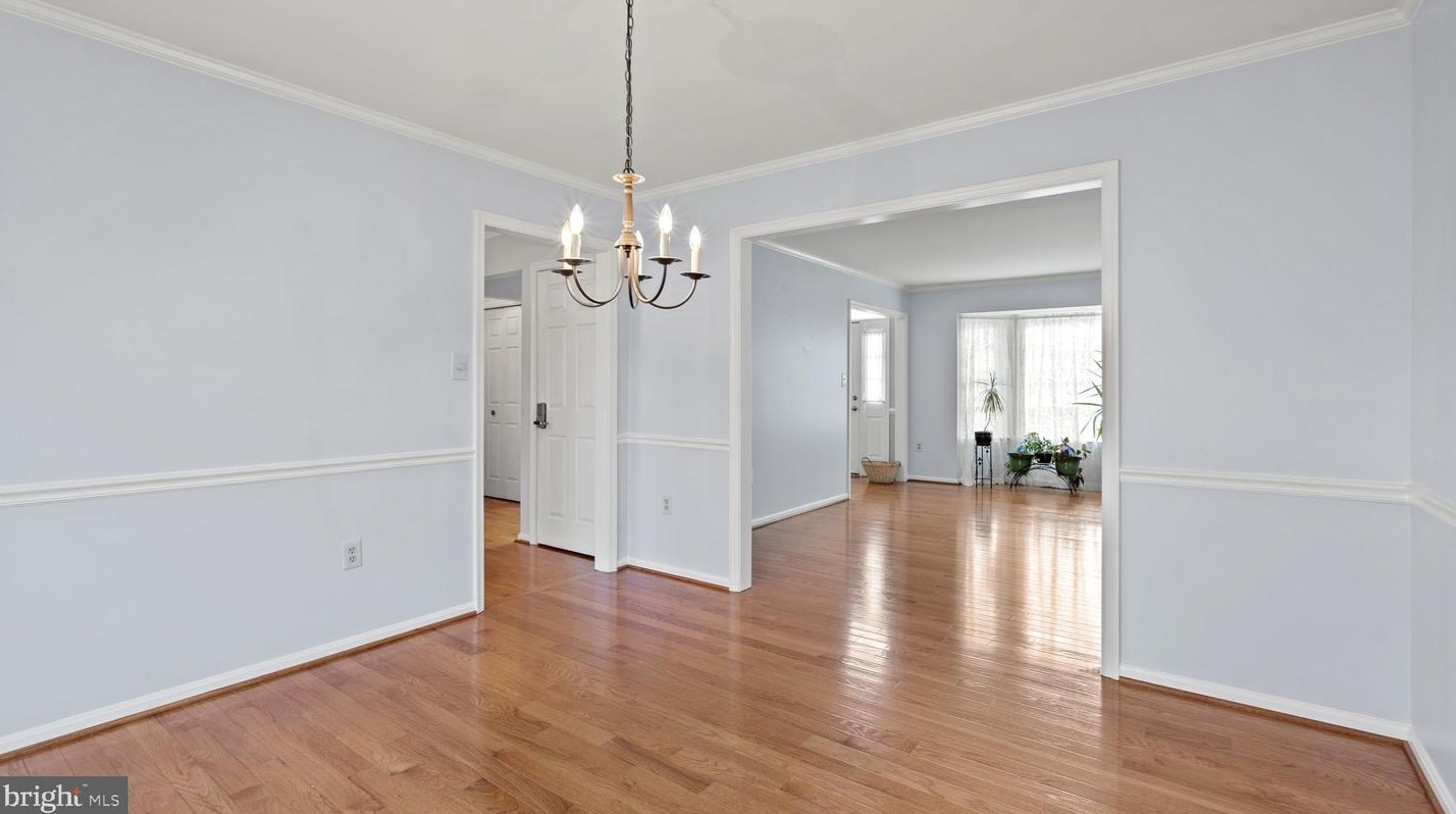 5904 Cambridge Dr, Fredericksburg VA  22407-1270 exterior