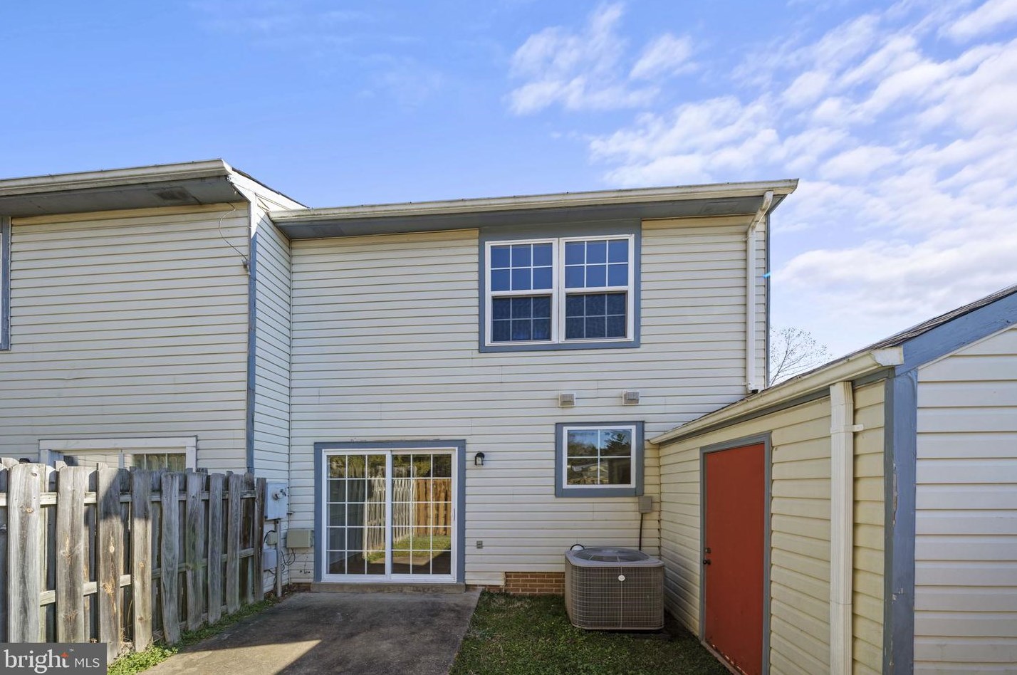 2201 Hamway Dr, Fredericksburg VA  22407-1379 exterior