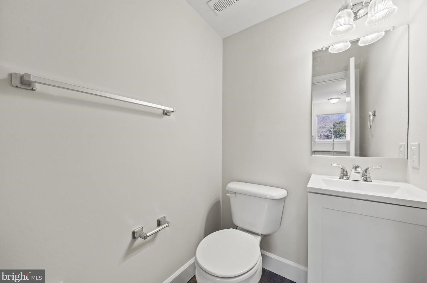 2201 Hamway Dr, Fredericksburg VA  22407-1379 exterior