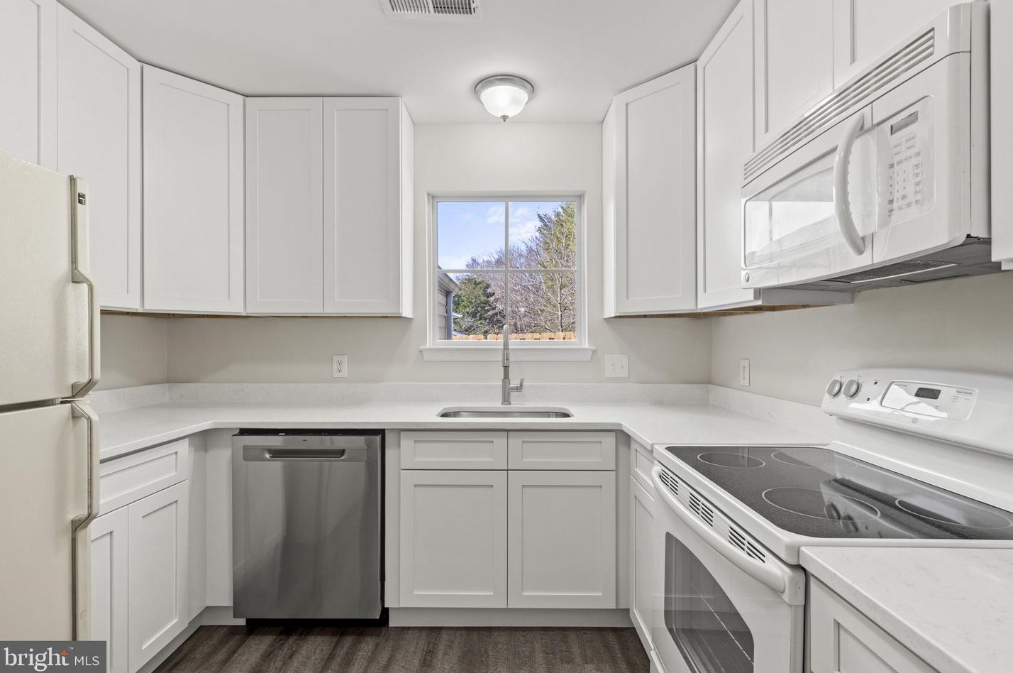 2201 Hamway Dr, Fredericksburg VA  22407-1379 exterior