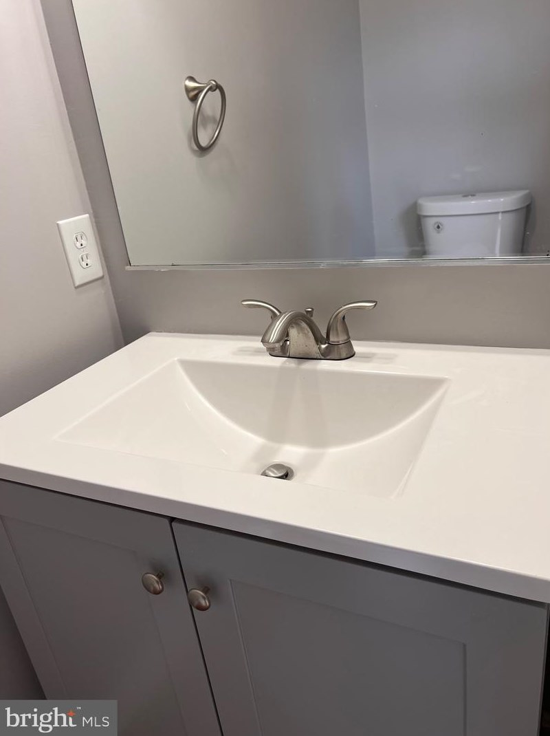 11304 Kings Crest Ct, Fredericksburg VA  22407-7803 exterior