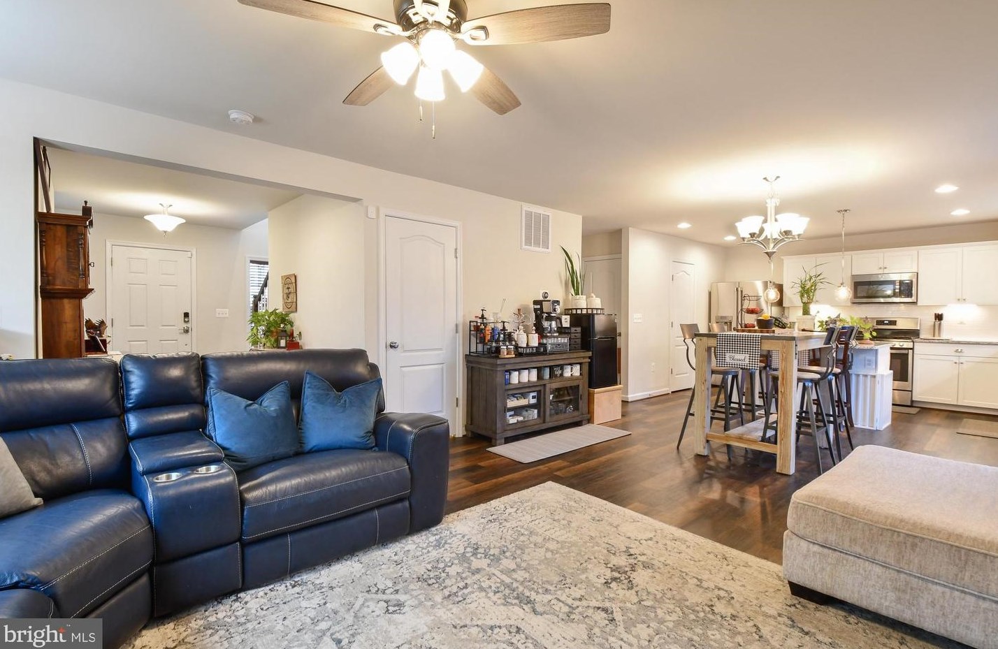 9527 Hillcrest Dr, Fredericksburg VA  22407 exterior