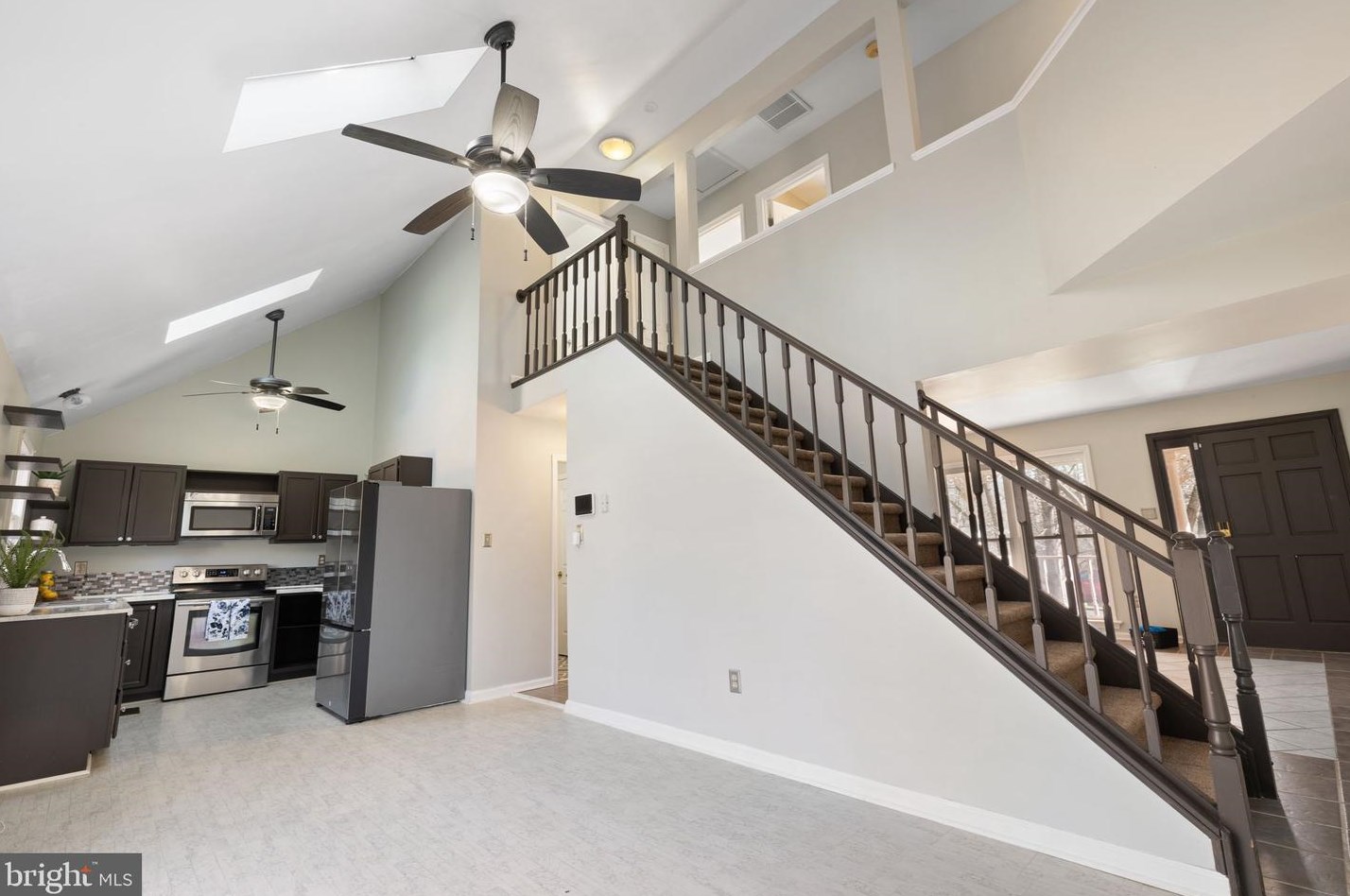11210 Ascot Cir, Fredericksburg VA  22407-5060 exterior