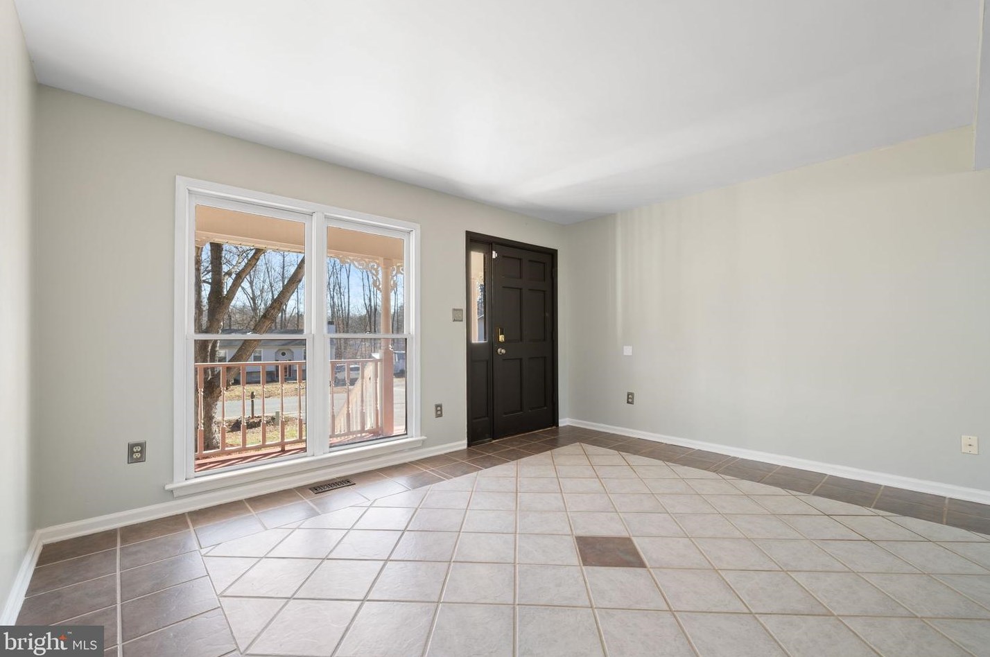 11210 Ascot Cir, Fredericksburg VA  22407-5060 exterior