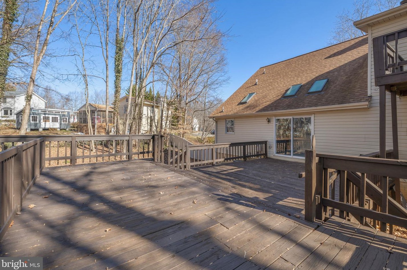 11210 Ascot Cir, Fredericksburg VA  22407-5060 exterior
